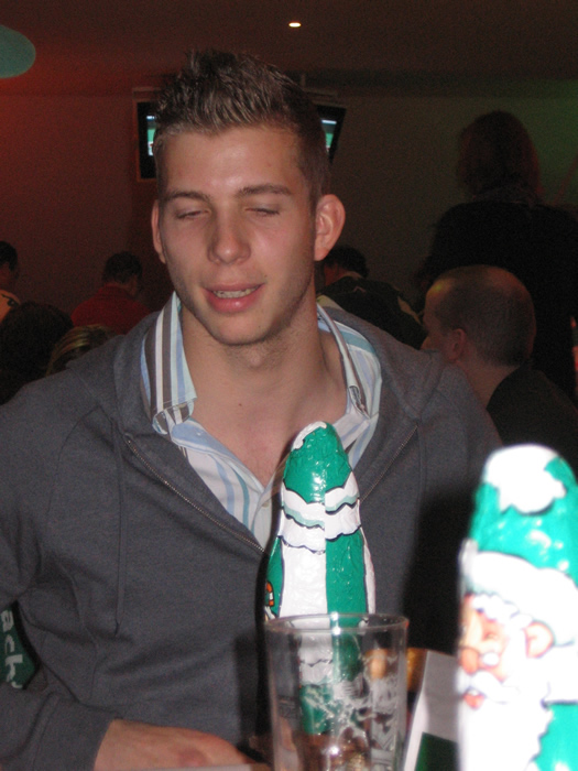 Felix Wiedwald, 42