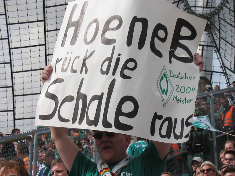 Hoeneß rück die Schale raus