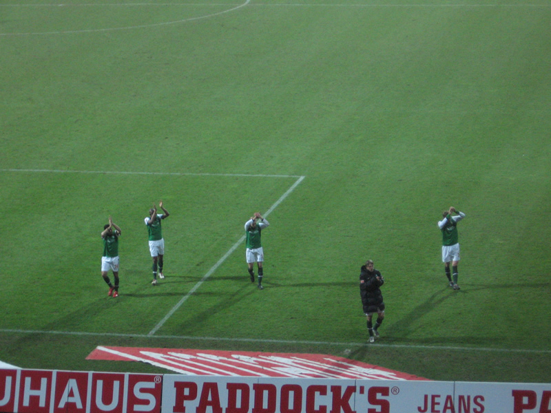Feiern, Dank Ausgleich in der Nachspielzeit