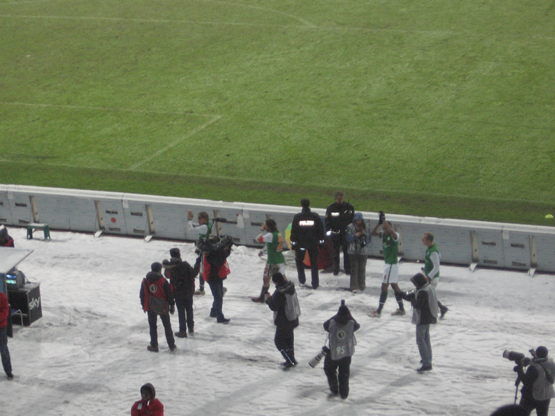 Abklatschen im Schnee
